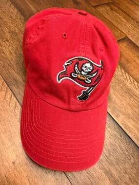 Tampa Bay Buccaneers '47 Brand NFL Clean Up Adjustable Strapback Hat Red